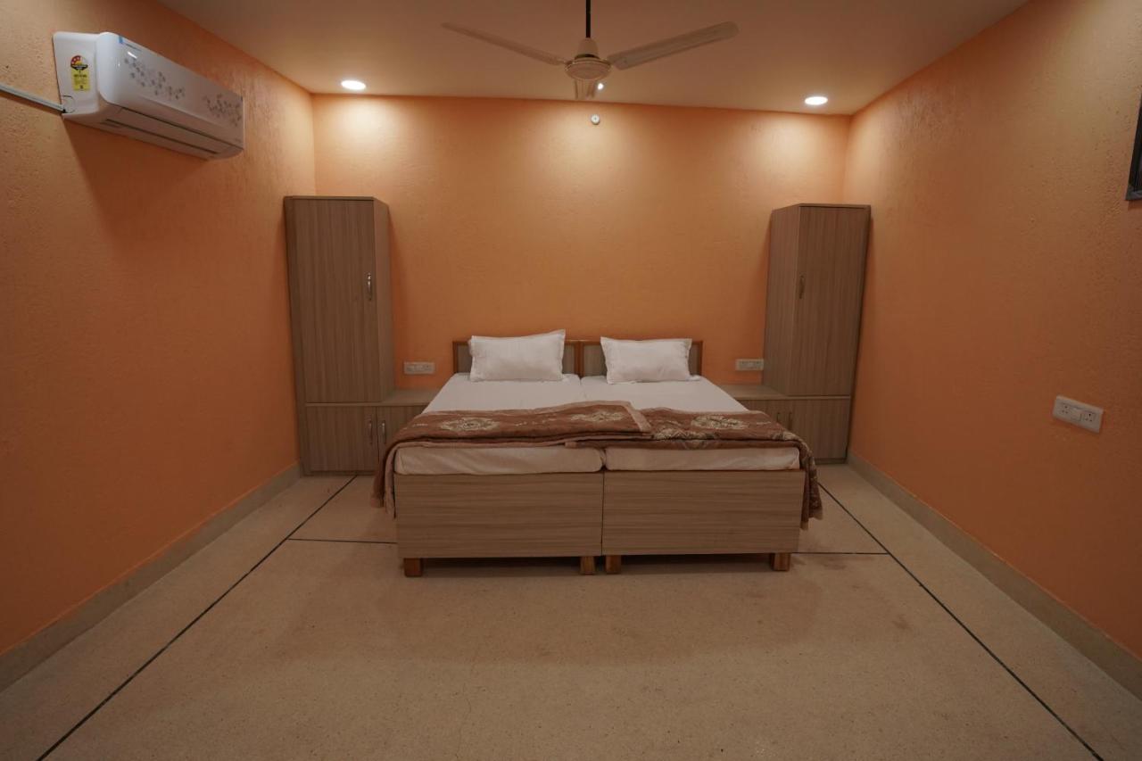 فندق Rishīkeshفي  Abhayam Ashram المظهر الخارجي الصورة